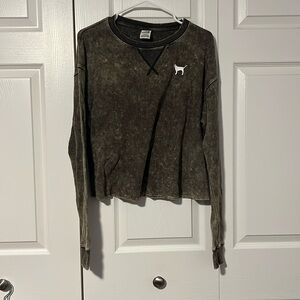 Long sleeve crop top